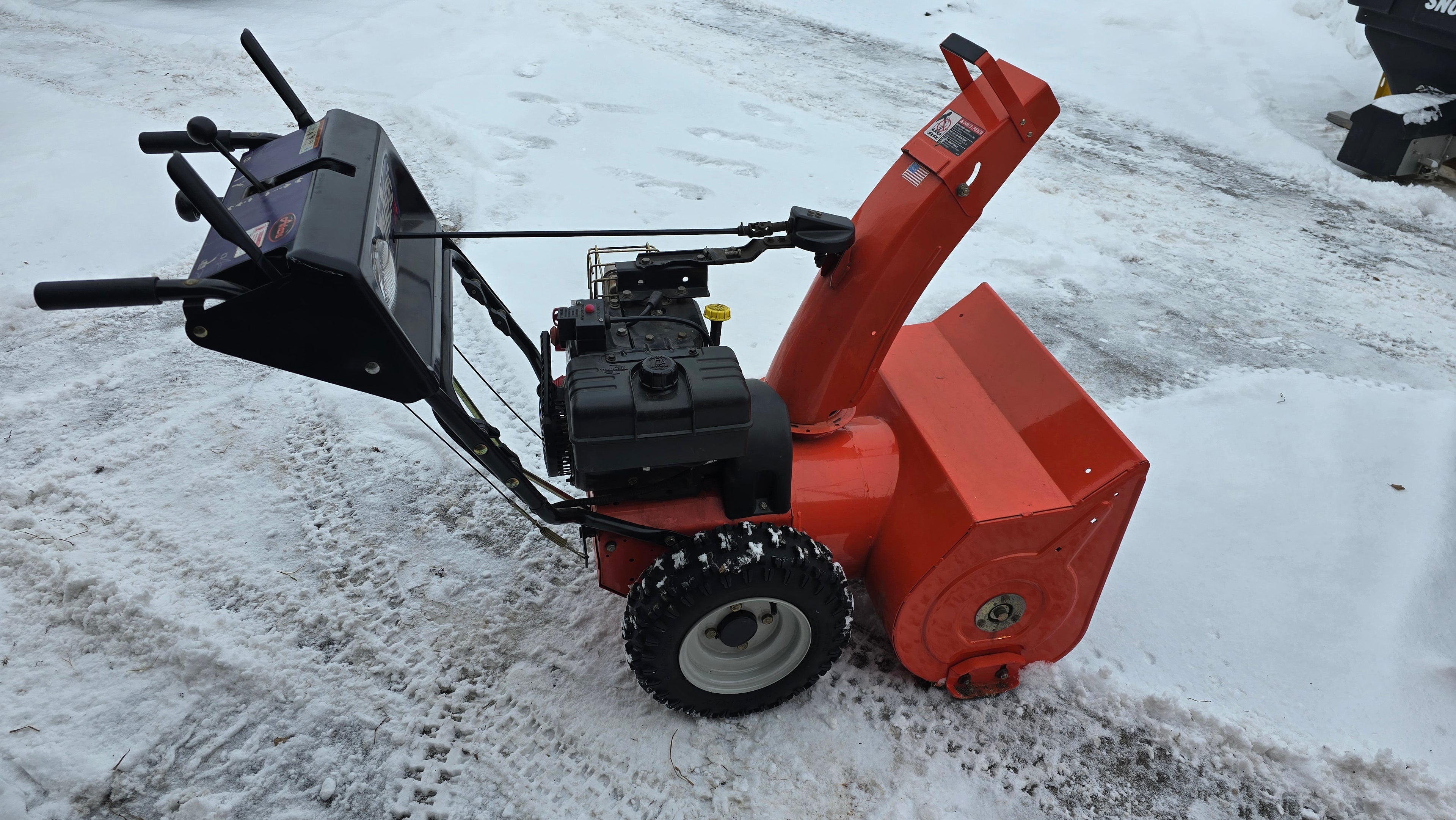 Ariens 824 Snowblower
