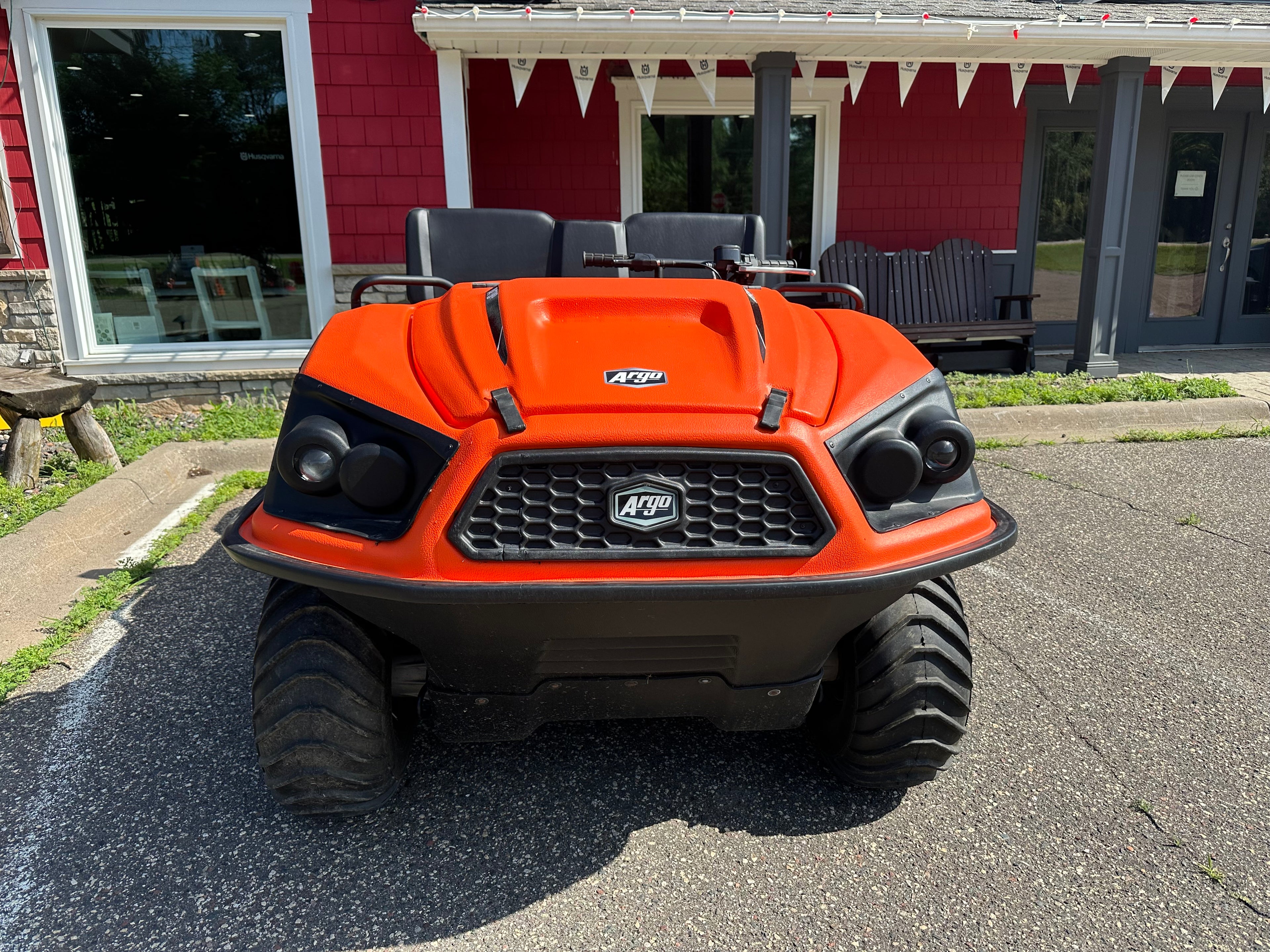Frontier 8x8 700 (Orange)