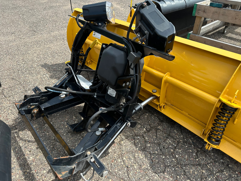 Fisher 7'6" Standard Duty Straight Blade