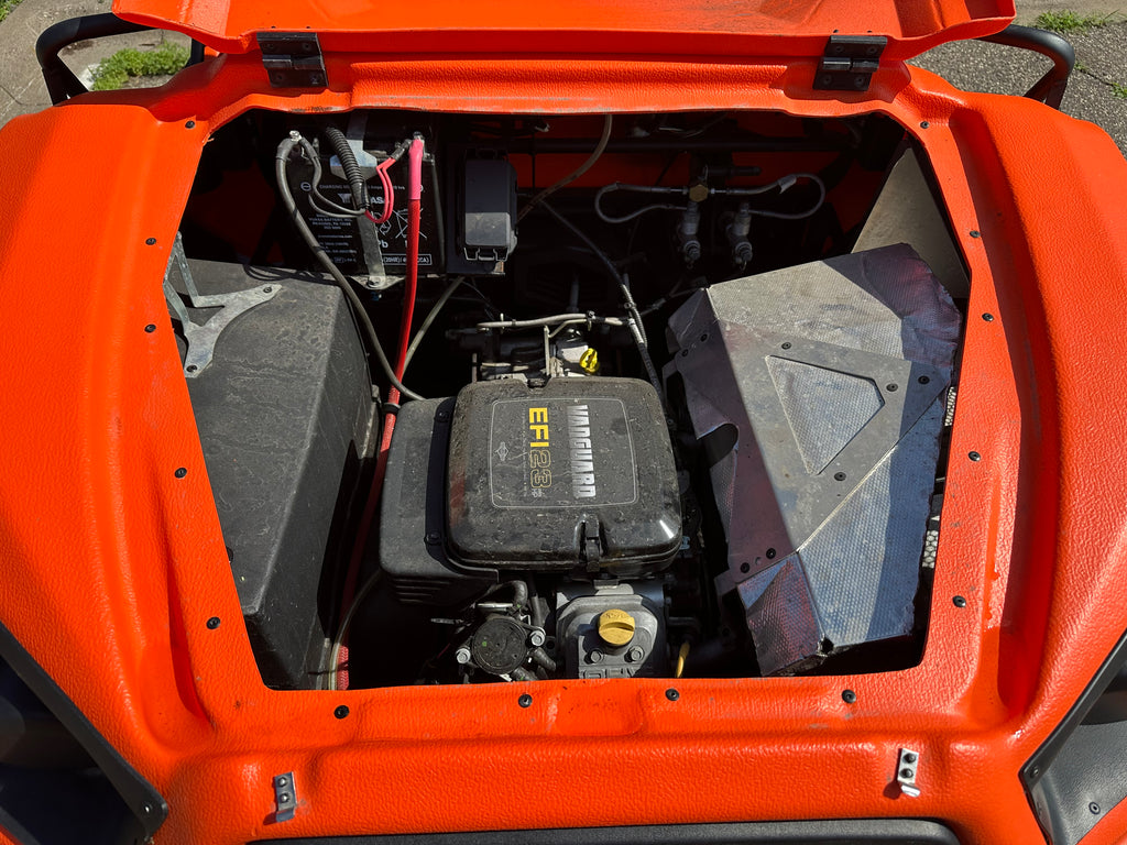 Frontier 8x8 700 (Orange)